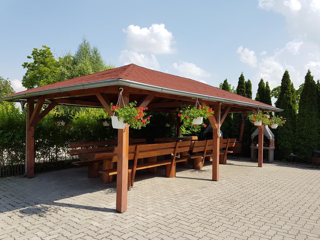 Apartman Taktik เวลคีเมเดียร์ ภายนอก รูปภาพ