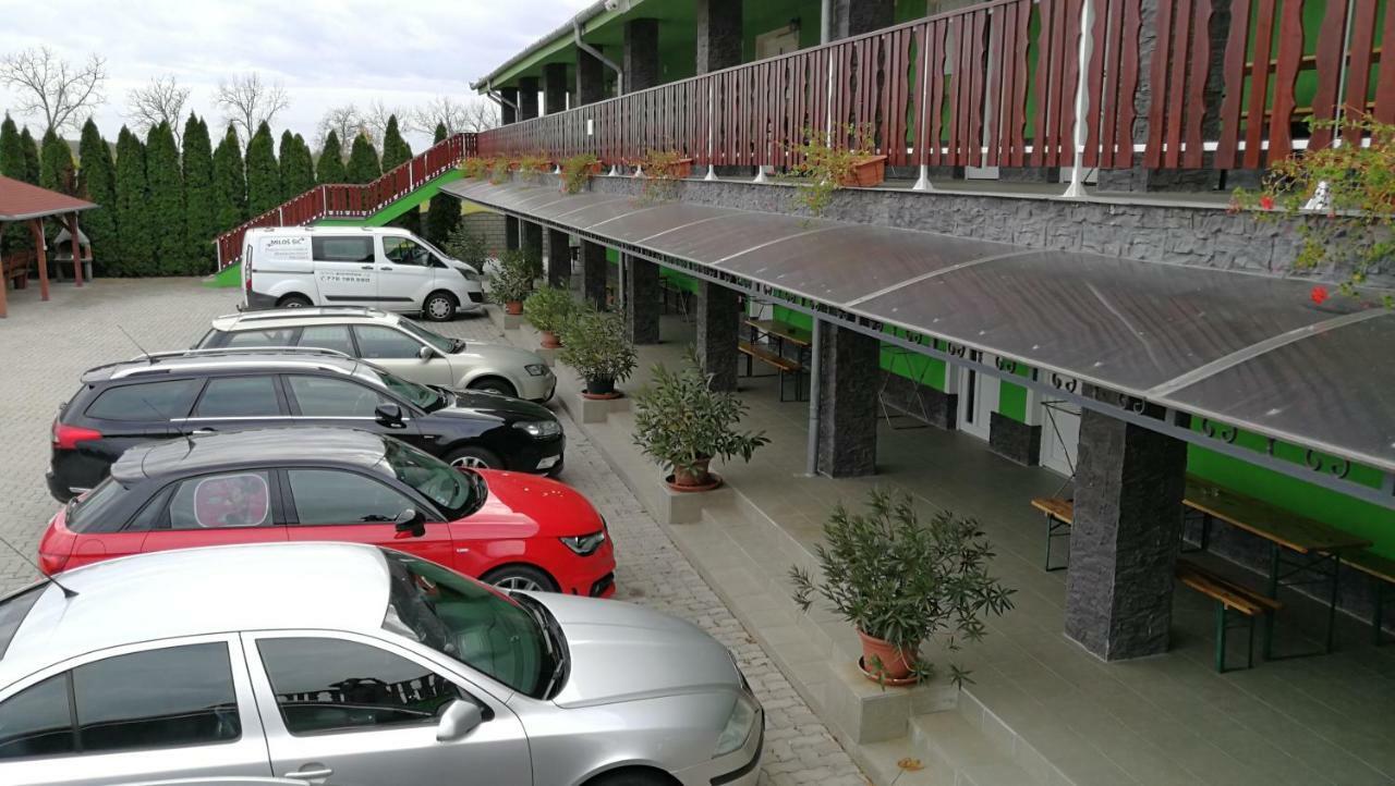 Apartman Taktik เวลคีเมเดียร์ ภายนอก รูปภาพ